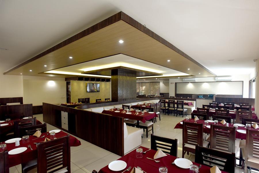 Hotel Sach Regency Anand Luaran gambar